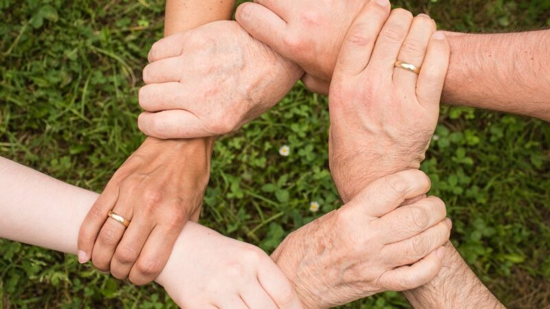 Maison multigénérationnelle : astuces pour un aménagement adapté