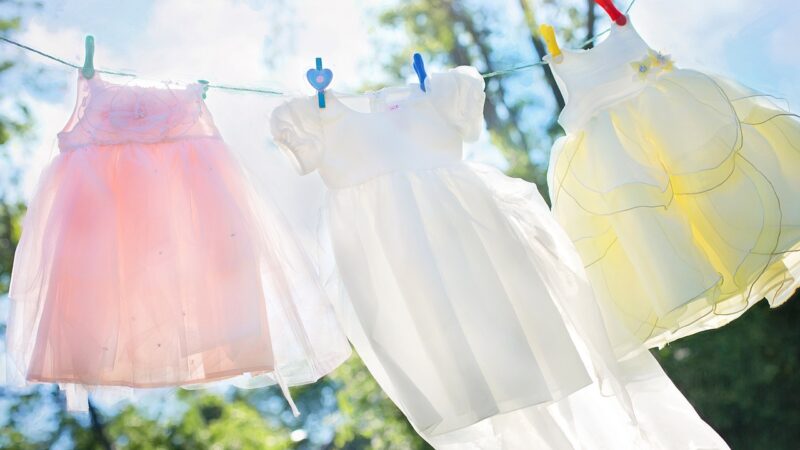 Le vinaigre blanc comme adoucissant naturel pour le linge