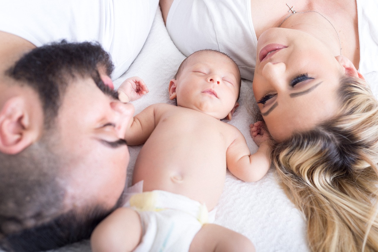 5 astuces pour que votre couple survive à l’arrivée d’un bébé