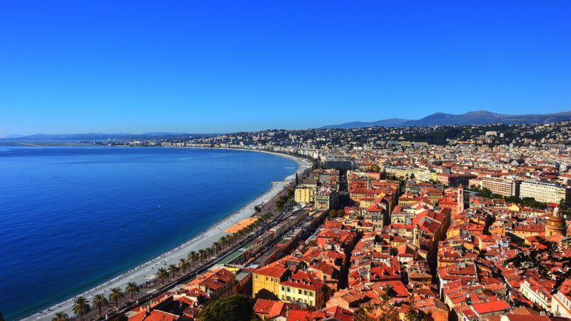 Nice, la belle de la Côte d’Azur : baladez-vous le long de la Promenade des Anglais