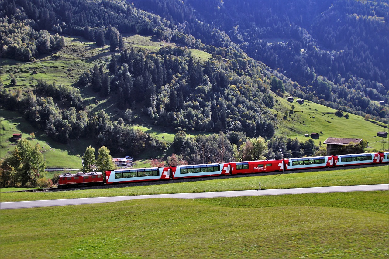 Les joies du voyage en train panoramique : des paysages à couper le souffle