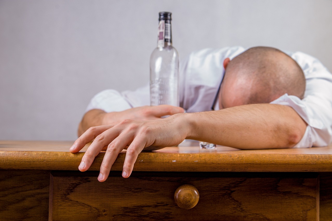 Alcool et Sommeil : Impact et Conseils pour Bien Dormir