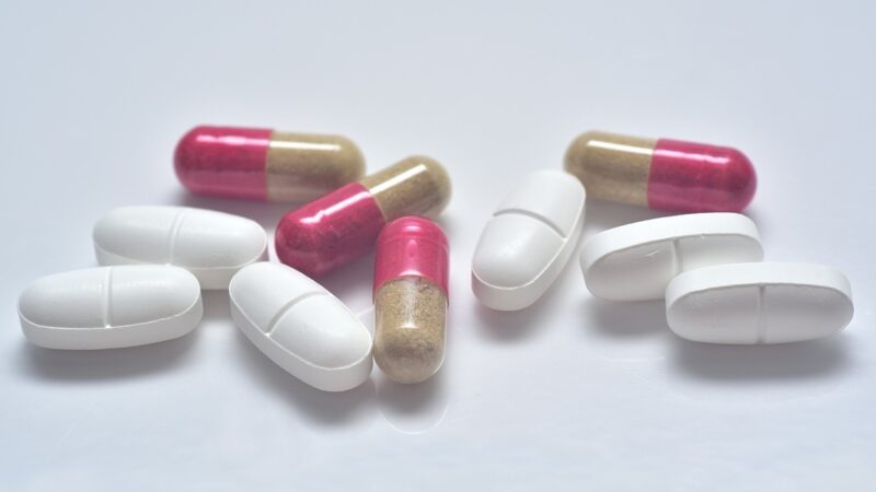 Antibiotiques : Utilisation Responsable pour Prévenir la Résistance