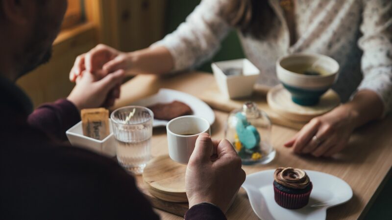 Premier Rendez-vous : Astuces pour une Rencontre Mémorable