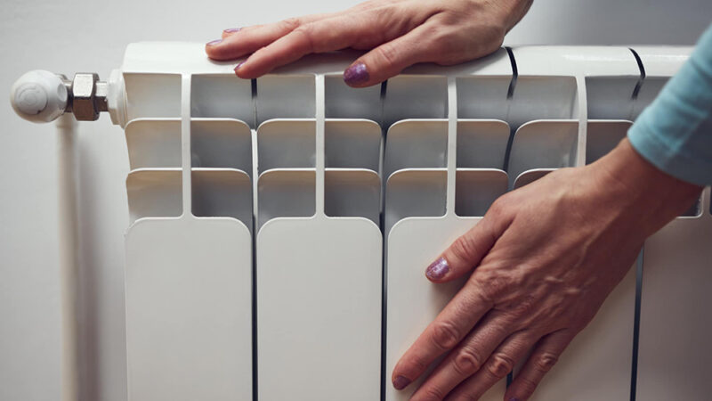 « Je coupais tout dès les beaux jours » : cette erreur de chauffage au printemps coûte cher à tout le monde